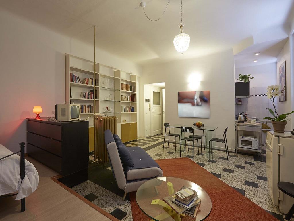 شقة Casa Di Franco Navigli ميلان الغرفة الصورة